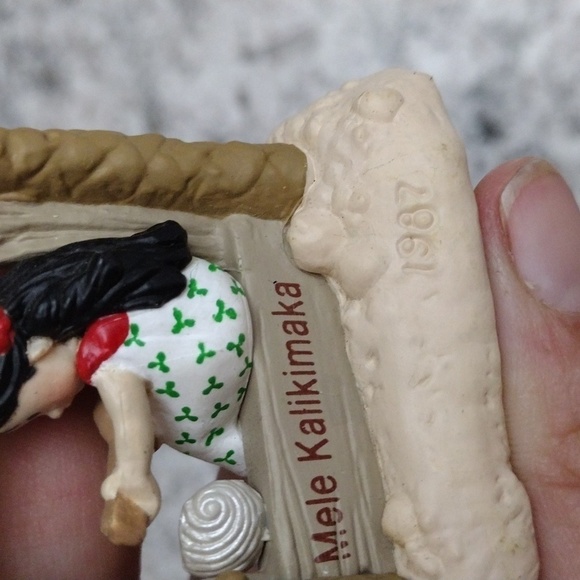 1987 Hallmark Windows of the World Christmas in Polynesia Ornament - Picture 13 of 15